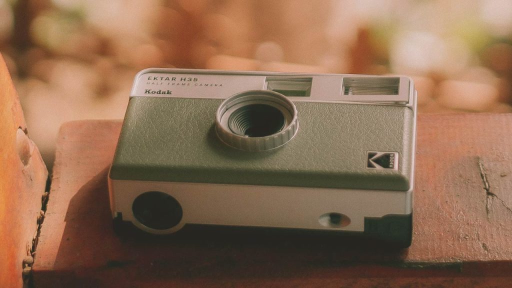 Câmera Kodak Ektar H35